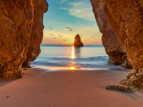 Top 10 Must-Visit Beaches in the Algarve