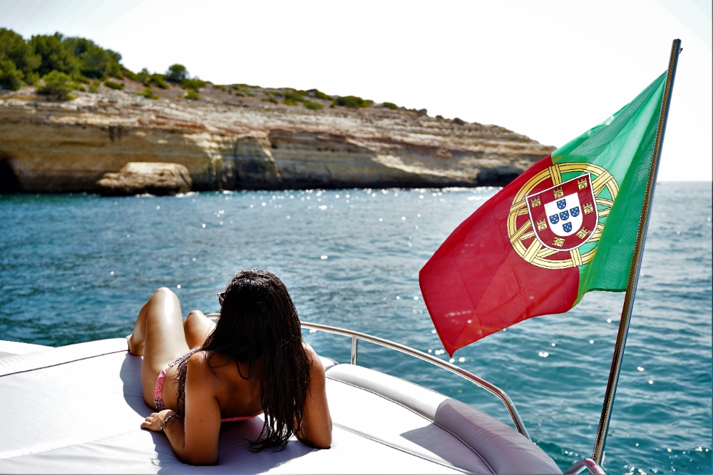 Full Day Luxury Yacht Charter - Algarve Luxury Yacht Charter