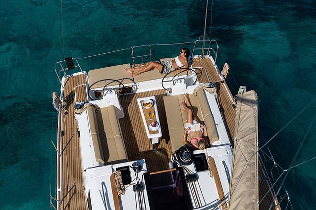 Algarve Yacht Charter - Yacht Charters in the Algarve. 