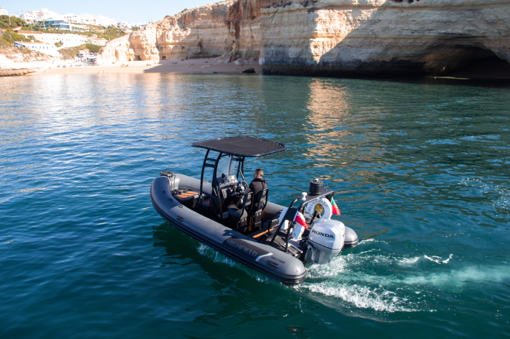 Speed Boat Cruise - Vilamoura - Algarve Boat Trips and tours
