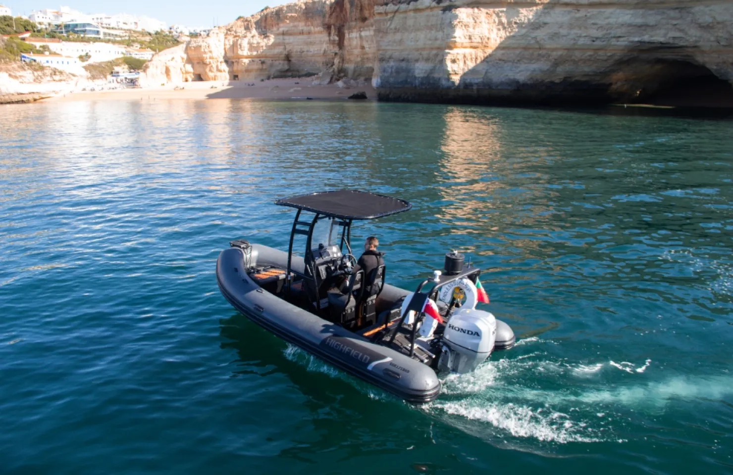 Speed Boat Cruise - Vilamoura - Yacht Charters in the Algarve. 