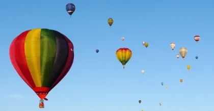 Alvor Activities in the Air