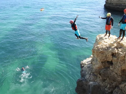 Albuferia Coasteering - Cliff Jump