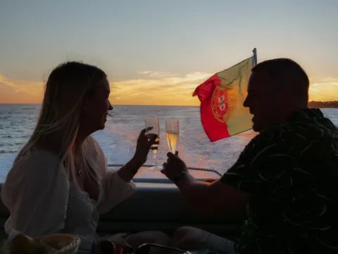 Sunset Yacht Charters Vale do Lobo - Catamaran for private charter in Vilamoura