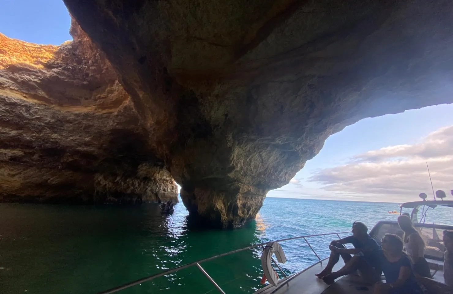 Benagil Cave Yacht Charter - Albufeira Luxury Cruise