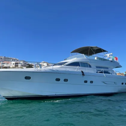 Luxury Charter Yachts - Rent a boat in Vilamoura