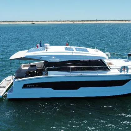 Marie de L'eau - Fountaine Pajot 40'