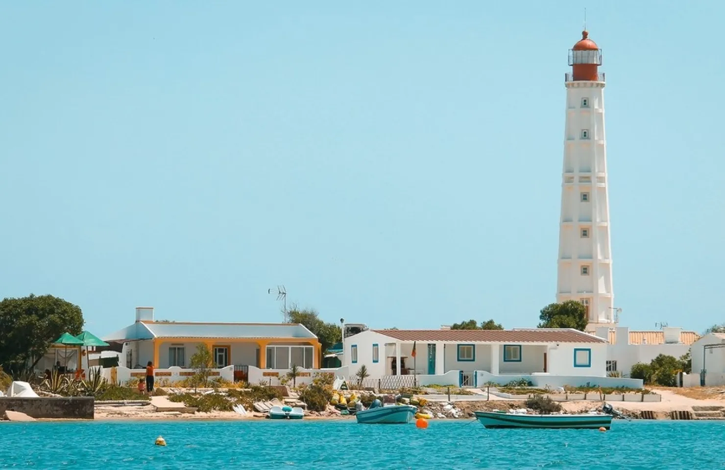 Aqua Taxi Farol Island - Algarve Boat Trips and tours