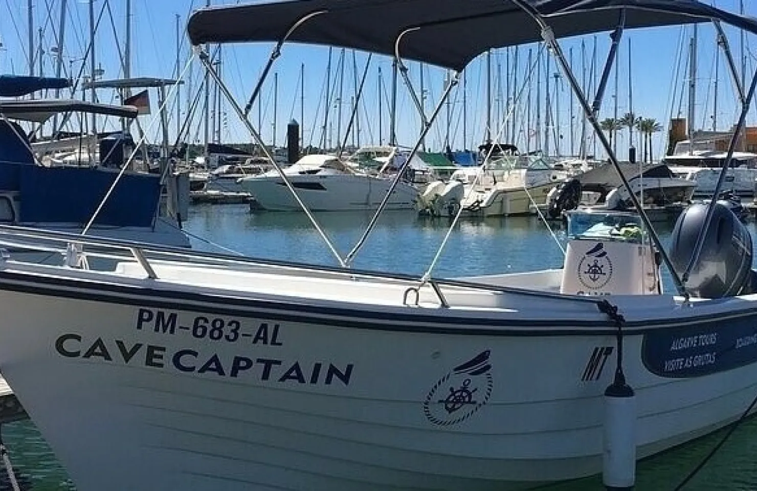 Algarve Cave Captain Private tour - Vilamoura Boat Trips