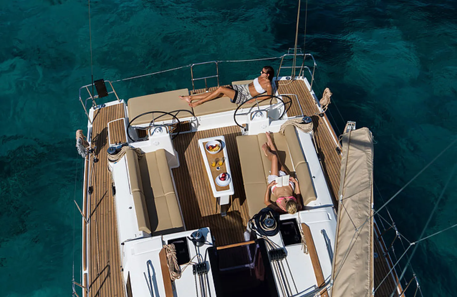 Algarve Yacht Charter - Algarve Luxury Yacht Charter