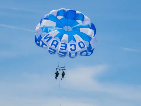Parasailing in Vilamoura with Ocean Quest -  Welcome to AlgarveActivities